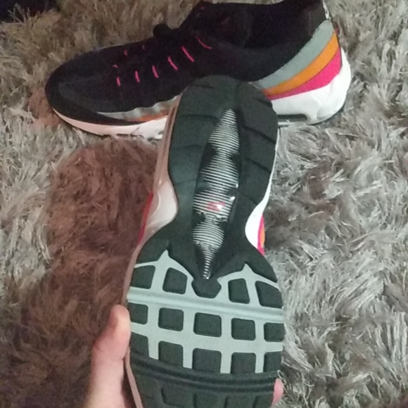 Air max - Picture 2 of 2